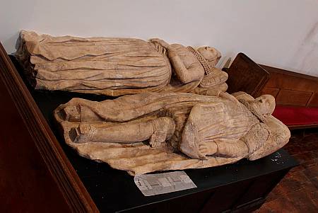 Wiveliscombe - Detail of Tomb